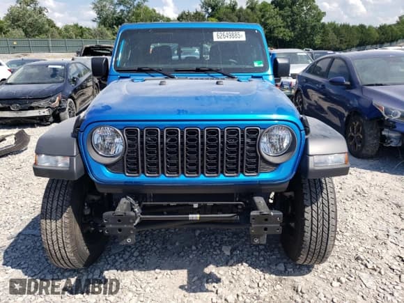 ✅ 2024 Jeep Gladiator Sport • VIN: 1C6JJTAG3RL123552 • Lot: 62649885. Wystawiony na Copart z przebiegiem 4 304 mil. Bezpłatny archiwum sprzedaży aukcyjnych z USA i szczegółowy raport historii pojazdu na DreamBid. Zdjęcie 5.