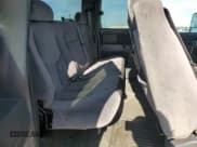 ✅ 2006 GMC Sierra 1500 • VIN: 1GTHC29D26E290202 • Lot: 62507155. Wystawiony na Copart z przebiegiem 201 161 mil. Bezpłatny archiwum sprzedaży aukcyjnych z USA i szczegółowy raport historii pojazdu na DreamBid. Zdjęcie 10.