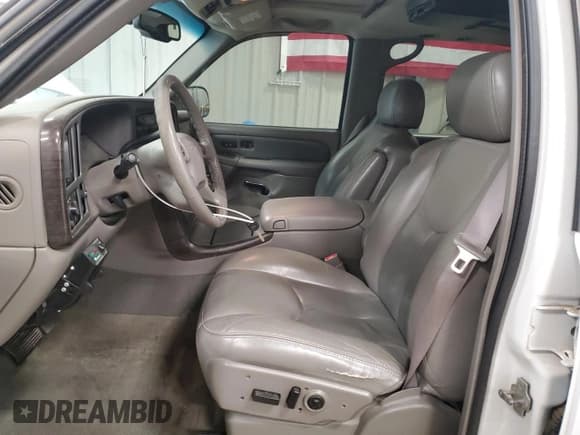 ✅ 2006 GMC Yukon XL • VIN: 1GKFK66U06J125380 • Lot: 51942975. Listed on Copart with 197,270 mi. Free auction sales archive from the USA and detailed vehicle history report at DreamBid. Image 7.