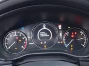 ✅ 2024 Mazda 3 S Carbon Edition • VIN: 3MZBPBCM9RM415159 • Lot: 41309145. Wystawiony na IAAI z przebiegiem 4 492 mil. Bezpłatny archiwum sprzedaży aukcyjnych z USA i szczegółowy raport historii pojazdu na DreamBid. Zdjęcie 7.