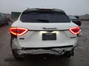 ✅ 2018 Maserati Levante S GranSport • VIN: ZN661YUS0JX302171 • Лот: 86111434. Опубликован ранее на Copart с пробегом 55 774 миль. Бесплатный доступ к архиву аукционных продаж из США и подробный отчёт об истории автомобиля на DreamBid. Изображение 6.