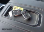 ✅ 2020 Chevrolet Silverado 1500 RST • VIN: 3GCUYEED0LG171902 • Lot: 42524437. Wystawiony na IAAI z przebiegiem 183 017 mil. Bezpłatny archiwum sprzedaży aukcyjnych z USA i szczegółowy raport historii pojazdu na DreamBid. Zdjęcie 11.