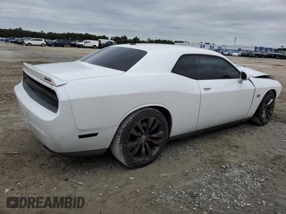 ✅ 2014 Dodge Challenger SRT-8 • VIN: 2C3CDYCJ1EH258264 • Lot: 75100064. Wystawiony na Copart z przebiegiem 105 432 mil. Bezpłatny archiwum sprzedaży aukcyjnych z USA i szczegółowy raport historii pojazdu na DreamBid. Zdjęcie 3.