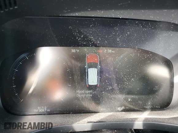 ✅ 2019 Volvo XC60 Momentum • VIN: YV4A22RK5K1318589 • Lot: 92468495. Listed on Copart with 91,712 mi. Free auction sales archive from the USA and detailed vehicle history report at DreamBid. Image 9.