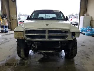 ✅ 2002 Dodge Dakota SLT • VIN: 1B7HG48N32S502224 • Lot: 44033265. Wystawiony na Copart z przebiegiem 261 381 mil. Bezpłatny archiwum sprzedaży aukcyjnych z USA i szczegółowy raport historii pojazdu na DreamBid. Zdjęcie 5.