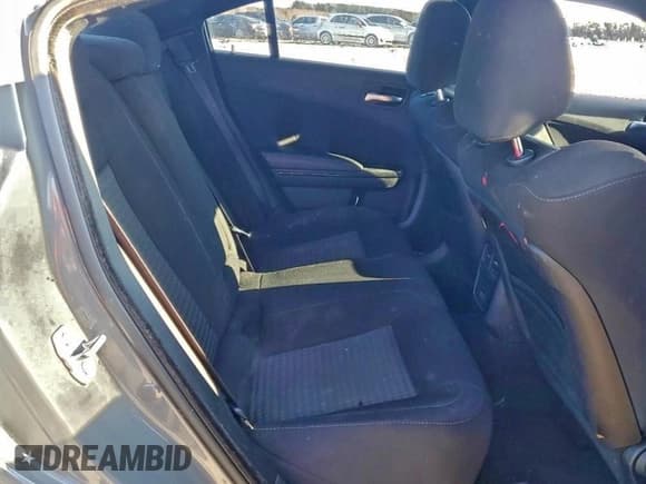 ✅ 2019 Dodge Charger GT • VIN: 2C3CDXHGXKH693013 • Lot: 95706685. Wystawiony na Copart z przebiegiem 61 365 mil. Bezpłatny archiwum sprzedaży aukcyjnych z USA i szczegółowy raport historii pojazdu na DreamBid. Zdjęcie 10.