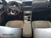 2022 Hyundai Kona Limited z VIN KM8K53AG8NU157777, wystawiony jako Copart lot #70149795 z przebiegiem 43 904 mil mil oraz Szkoda całkowita • Salvage title. Historia ofert i sprzedaży dostępna na DreamBid. Obrazek 8.