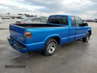 ✅ 2003 Chevrolet S-10 LS • VIN: 1GCCS19X338108471 • Лот: 88445535. Опубликован ранее на Copart с пробегом 209 582 миль. Бесплатный доступ к архиву аукционных продаж из США и подробный отчёт об истории автомобиля на DreamBid. Изображение 3.