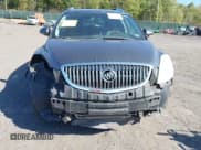 ✅ 2011 Buick Enclave CXL-1 • VIN: 5GAKVBED5BJ345217 • Lot: 43374401. Wystawiony na IAAI z przebiegiem 114 151 mil. Bezpłatny archiwum sprzedaży aukcyjnych z USA i szczegółowy raport historii pojazdu na DreamBid. Zdjęcie 6.