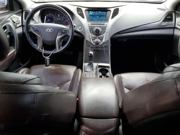 ✅ 2013 Hyundai Azera • VIN: KMHFH4JG2DA308711 • Lot: 56865815. Wystawiony na Copart z przebiegiem 293 176 mil. Bezpłatny archiwum sprzedaży aukcyjnych z USA i szczegółowy raport historii pojazdu na DreamBid. Zdjęcie 8.