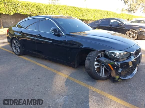 ✅ 2019 BMW 4 Series 430i • VIN: WBA4J1C57KBM12125 • Lot: 43781037. Wystawiony na IAAI z przebiegiem 111 115 mil. Bezpłatny archiwum sprzedaży aukcyjnych z USA i szczegółowy raport historii pojazdu na DreamBid. Zdjęcie 1.
