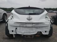 ✅ 2013 Hyundai Veloster w/Gray Int • VIN: KMHTC6AD9DU141071 • Lot: 63495074. Wystawiony na Copart z przebiegiem 52 061 mil. Bezpłatny archiwum sprzedaży aukcyjnych z USA i szczegółowy raport historii pojazdu na DreamBid. Zdjęcie 6.