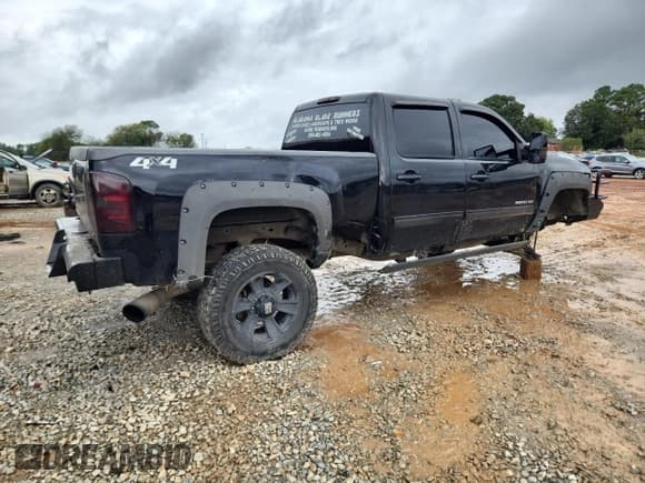 ✅ 2014 Chevrolet Silverado 2500HD LTZ • VIN: 1GC1KYC89EF108491 • Лот: 81073475. Опубликован ранее на Copart с пробегом 239 530 миль. Бесплатный доступ к архиву аукционных продаж из США и подробный отчёт об истории автомобиля на DreamBid. Изображение 3.