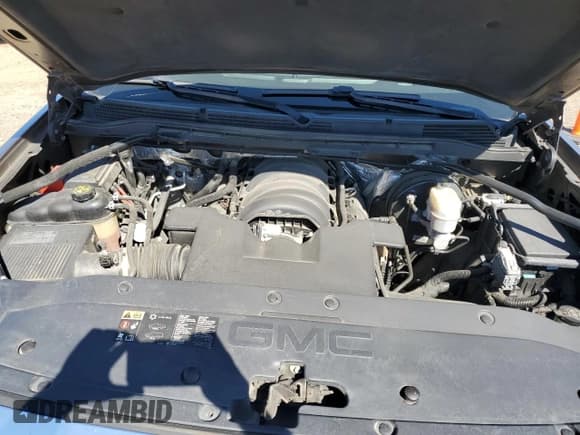 ✅ 2015 GMC Sierra 1500 SLT • VIN: 3GTP1VEC2FG142477 • Лот: 85950145. Опубликован ранее на Copart с пробегом 116 218 миль. Бесплатный доступ к архиву аукционных продаж из США и подробный отчёт об истории автомобиля на DreamBid. Изображение 11.