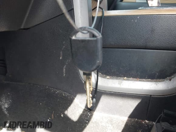 ✅ 2011 Ford F-150 XLT • VIN: 1FTFW1CT5BFB55101 • Lot: 42726132. Wystawiony na IAAI z przebiegiem 183 385 mil. Bezpłatny archiwum sprzedaży aukcyjnych z USA i szczegółowy raport historii pojazdu na DreamBid. Zdjęcie 11.