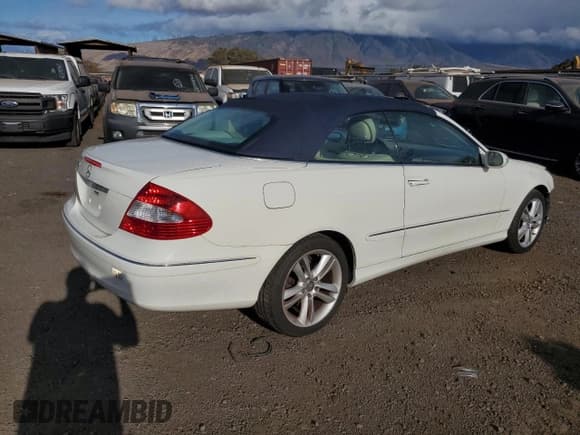 ✅ 2008 Mercedes-Benz CLK 350 • VIN: WDBTK56F78T093852 • Lot: 65363755. Wystawiony na Copart z przebiegiem 40 319 mil. Bezpłatny archiwum sprzedaży aukcyjnych z USA i szczegółowy raport historii pojazdu na DreamBid. Zdjęcie 3.