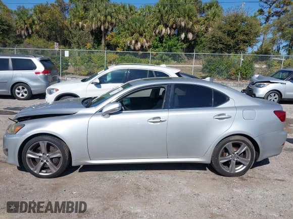 ✅ 2012 Lexus IS 350 • VIN: JTHBE5C25C5030430 • Lot: 43755255. Wystawiony na IAAI z przebiegiem 193 949 mil. Bezpłatny archiwum sprzedaży aukcyjnych z USA i szczegółowy raport historii pojazdu na DreamBid. Zdjęcie 14.