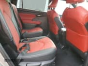 ✅ 2022 Toyota Highlander XSE • VIN: 5TDLZRBH2NS173095 • Lot: 70423385. Listed on Copart with 24,099 mi. Free auction sales archive from the USA and detailed vehicle history report at DreamBid. Image 11.