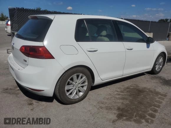 ✅ 2015 Volkswagen Golf TSI S • VIN: 3VW217AUXFM015477 • Lot: 82694065. Wystawiony na Copart z przebiegiem 158 739 mil. Bezpłatny archiwum sprzedaży aukcyjnych z USA i szczegółowy raport historii pojazdu na DreamBid. Zdjęcie 3.