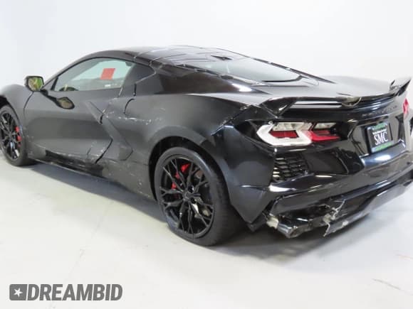 ✅ 2023 Chevrolet Corvette 2LT • VIN: 1G1YB2D4XP5137393 • Лот: 58587325. Опубликован ранее на Copart с пробегом Не указан. Бесплатный доступ к архиву аукционных продаж из США и подробный отчёт об истории автомобиля на DreamBid. Изображение 4.