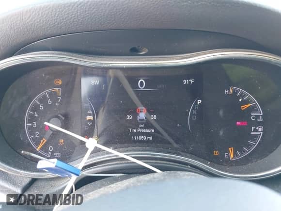 2021 Jeep Grand Cherokee Laredo E with VIN 1C4RJEAG1MC831072, listed as a IAAI auction lot 42993482 with 111,059 mi miles and . Bid and sale history available at DreamBid. Image 7.