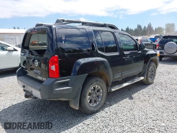 ✅ 2015 Nissan Xterra Pro-4X • VIN: 5N1AN0NW9FN658510 • Lot: 42482112. Wystawiony na IAAI z przebiegiem 74 764 mil. Bezpłatny archiwum sprzedaży aukcyjnych z USA i szczegółowy raport historii pojazdu na DreamBid. Zdjęcie 4.