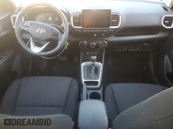 ✅ 2024 Hyundai Venue SE • VIN: KMHRB8A32RU339577 • Lot: 53594825. Listed on Copart with 10,405 mi. Free auction sales archive from the USA and detailed vehicle history report at DreamBid. Image 8.