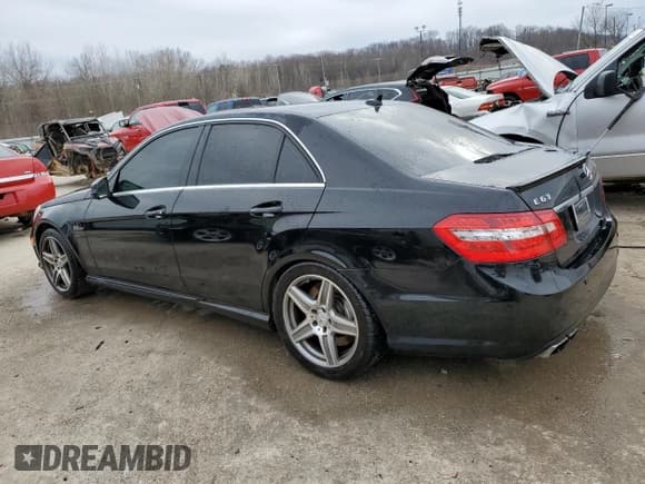 ✅ 2010 Mercedes-Benz E 63 AMG • VIN: WDDHF7HB8AA113602 • Lot: 43761285. Listed on Copart with 115,128 mi. Free auction sales archive from the USA and detailed vehicle history report at DreamBid. Image 2.