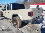 ✅ 2020 Jeep Gladiator Overland • VIN: 1C6HJTFG4LL169647 • Lot: 41339933. Listed on IAAI with 85,246 mi. Free auction sales archive from the USA and detailed vehicle history report at DreamBid. Image 3.