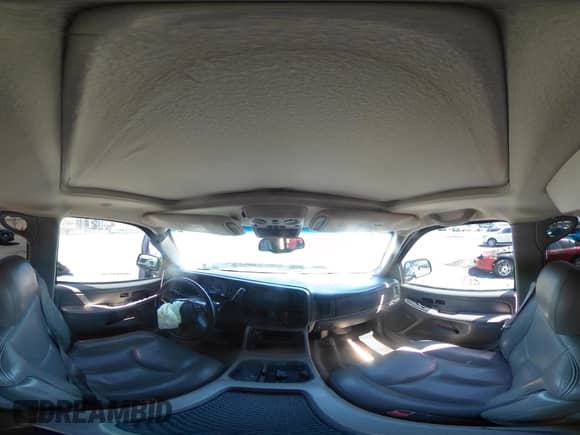 ✅ 2005 Chevrolet Suburban LT • VIN: 3GNGC26G85G249890 • Лот: 42348239. Опубликован ранее на IAAI с пробегом 185 416 миль. Бесплатный доступ к архиву аукционных продаж из США и подробный отчёт об истории автомобиля на DreamBid. Изображение 19.