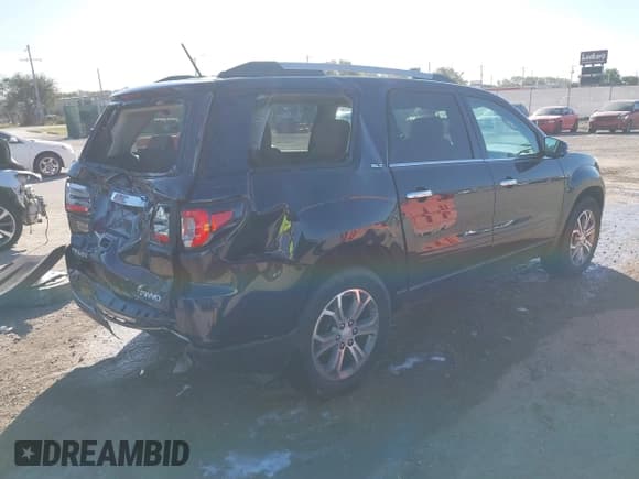 ✅ 2015 GMC Acadia SLT • VIN: 1GKKVSKDXFJ266672 • Lot: 43511343. Listed on IAAI with 150,538 mi. Free auction sales archive from the USA and detailed vehicle history report at DreamBid. Image 4.