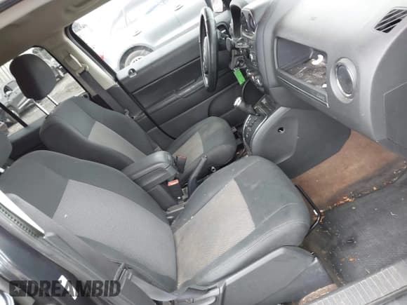 ✅ 2014 Jeep Patriot Latitude • VIN: 1C4NJRFB8ED734403 • Lot: 42347773. Listed on IAAI with 86,164 mi. Free auction sales archive from the USA and detailed vehicle history report at DreamBid. Image 5.