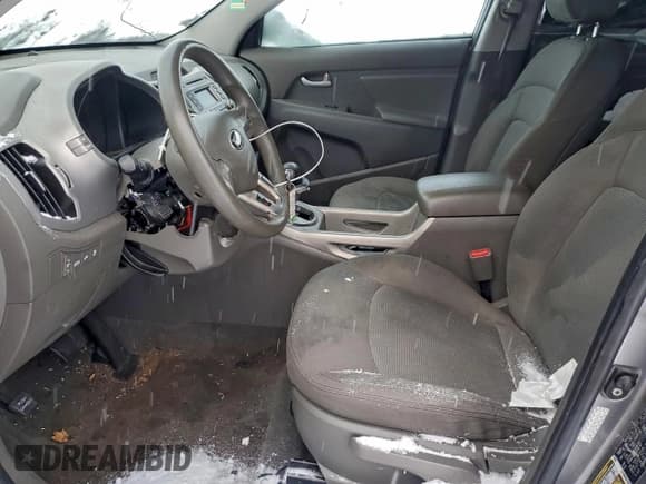 ✅ 2016 Kia Sportage LX • VIN: KNDPB3AC8G7833887 • Lot: 95143965. Wystawiony na Copart z przebiegiem 132 988 mil. Bezpłatny archiwum sprzedaży aukcyjnych z USA i szczegółowy raport historii pojazdu na DreamBid. Zdjęcie 7.