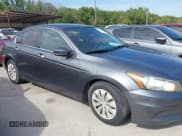 ✅ 2012 Honda Accord LX • VIN: 1HGCP2F37CA133943 • Lot: 43337968. Wystawiony na IAAI z przebiegiem 166 349 mil. Bezpłatny archiwum sprzedaży aukcyjnych z USA i szczegółowy raport historii pojazdu na DreamBid. Zdjęcie 13.