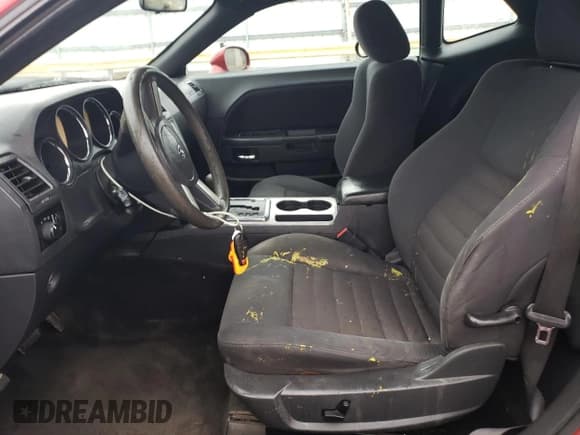 ✅ 2010 Dodge Challenger SE • VIN: 2B3CJ4DV4AH166608 • Lot: 86160144. Wystawiony na Copart z przebiegiem 226 948 mil. Bezpłatny archiwum sprzedaży aukcyjnych z USA i szczegółowy raport historii pojazdu na DreamBid. Zdjęcie 7.