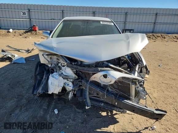 ✅ 2010 Toyota Camry • VIN: 4T1BF3EK6AU570884 • Лот: 92253785. Опубликован ранее на Copart с пробегом Не указан. Бесплатный доступ к архиву аукционных продаж из США и подробный отчёт об истории автомобиля на DreamBid. Изображение 5.