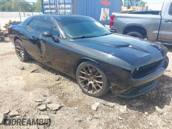 2018 Dodge Challenger R/T with VIN 2C3CDZBT4JH146576, listed as a IAAI auction lot 43050820 with 114,151 mi miles and . Bid and sale history available at DreamBid. Image 1.