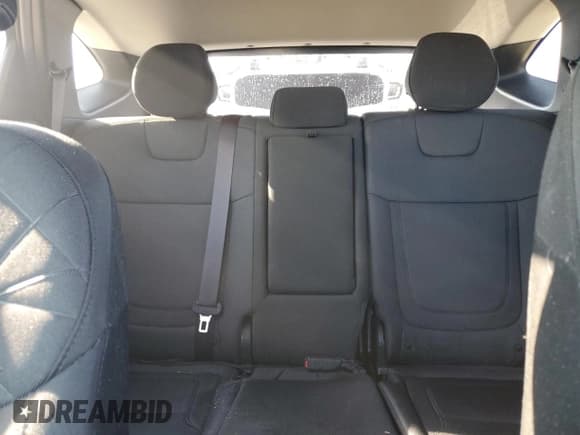 ✅ 2022 Hyundai Tucson SEL • VIN: 5NMJB3AE1NH002261 • Lot: 73687084. Wystawiony na Copart z przebiegiem 36 300 mil. Bezpłatny archiwum sprzedaży aukcyjnych z USA i szczegółowy raport historii pojazdu na DreamBid. Zdjęcie 10.