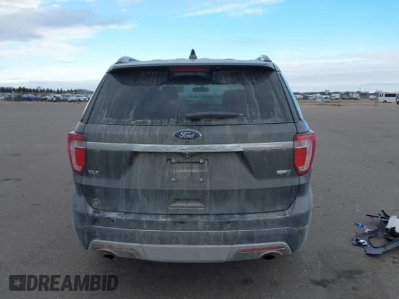 ✅ 2017 Ford Explorer XLT • VIN: 1FM5K8DH3HGD41549 • Lot: 43692364. Wystawiony na IAAI z przebiegiem 79 422 mil. Bezpłatny archiwum sprzedaży aukcyjnych z USA i szczegółowy raport historii pojazdu na DreamBid. Zdjęcie 17.