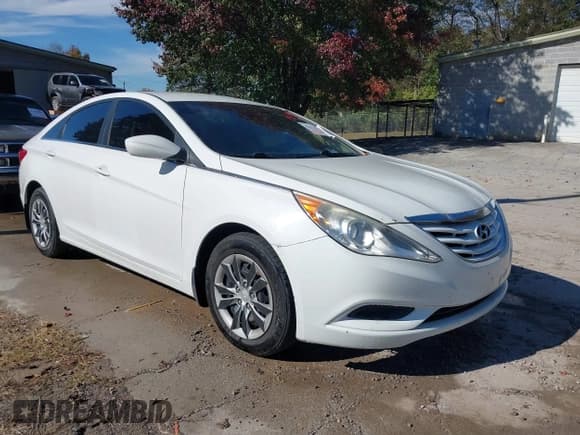 ✅ 2011 Hyundai Sonata GLS • VIN: 5NPEB4AC7BH035740 • Лот: 43624269. Опубликован ранее на IAAI с пробегом 196 160 миль. Бесплатный доступ к архиву аукционных продаж из США и подробный отчёт об истории автомобиля на DreamBid. Изображение 1.