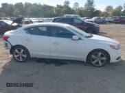 ✅ 2013 Acura ILX Premium • VIN: 19VDE1F55DE402579 • Lot: 43335294. Wystawiony na IAAI z przebiegiem 148 753 mil. Bezpłatny archiwum sprzedaży aukcyjnych z USA i szczegółowy raport historii pojazdu na DreamBid. Zdjęcie 13.