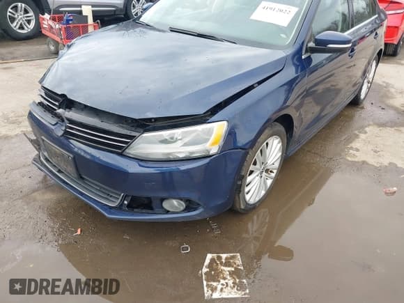 ✅ 2012 Volkswagen Jetta SEL • VIN: 3VWLP7AJ4CM394657 • Lot: 41912022. Listed on IAAI with 150,482 mi. Free auction sales archive from the USA and detailed vehicle history report at DreamBid. Image 17.
