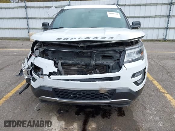 ✅ 2017 Ford Explorer XLT • VIN: 1FM5K8D88HGD84283 • Лот: 43609102. Опубликован ранее на IAAI с пробегом 105 629 миль. Бесплатный доступ к архиву аукционных продаж из США и подробный отчёт об истории автомобиля на DreamBid. Изображение 6.