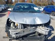 ✅ 2010 Ford Focus SES • VIN: 1FAHP3GN2AW237322 • Lot: 43699191. Wystawiony na IAAI z przebiegiem 127 327 mil. Bezpłatny archiwum sprzedaży aukcyjnych z USA i szczegółowy raport historii pojazdu na DreamBid. Zdjęcie 6.