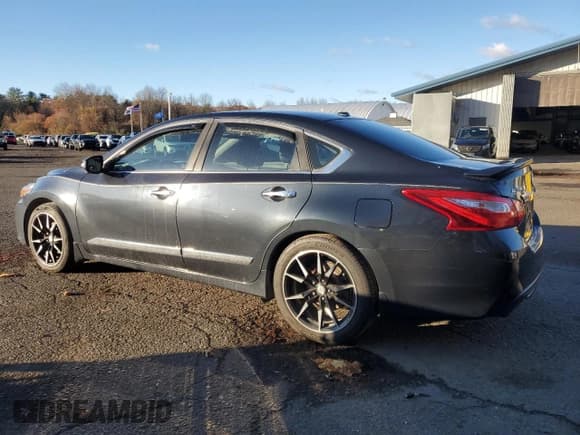 ✅ 2017 Nissan Altima SL • VIN: 1N4BL3AP0HC168556 • Lot: 91178515. Listed on Copart with 135,392 mi. Free auction sales archive from the USA and detailed vehicle history report at DreamBid. Image 2.