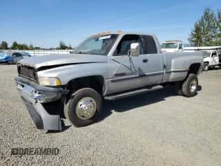 1999 Dodge 3500 with VIN 1B7MF3368XJ622884, listed as a Copart auction lot 67772195 with 135,010 mi miles and Clean title. Bid and sale history available at DreamBid. Image 1.