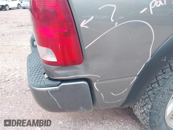 ✅ 2010 Dodge 1500 Laramie • VIN: 1D7RV1GT8AS186672 • Lot: 41456072. Wystawiony na IAAI z przebiegiem 207 659 mil. Bezpłatny archiwum sprzedaży aukcyjnych z USA i szczegółowy raport historii pojazdu na DreamBid. Zdjęcie 18.