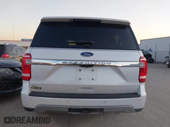 ✅ 2019 Ford Expedition Max XLT • VIN: 1FMJK1JT0KEA83041 • Лот: 43378677. Опубликован ранее на IAAI с пробегом 82 468 миль. Бесплатный доступ к архиву аукционных продаж из США и подробный отчёт об истории автомобиля на DreamBid. Изображение 16.