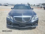 ✅ 2010 Mercedes-Benz E 550 Luxury • VIN: WDDHF7CB7AA225685 • Лот: 60713225. Опубликован ранее на Copart с пробегом 176 210 миль. Бесплатный доступ к архиву аукционных продаж из США и подробный отчёт об истории автомобиля на DreamBid. Изображение 5.