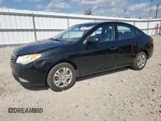 2010 Hyundai Elantra GLS z VIN KMHDU4AD9AU874416, wystawiony jako Copart lot #70592174 z przebiegiem 204 583 mil mil oraz Nie do naprawy • Non repairable. Historia ofert i sprzedaży dostępna na DreamBid. Obrazek 1.
